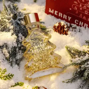 Winter Gardenia & Creamy Milk – Christmas Tree Glass Home Fragrance Diffuser (100ml)